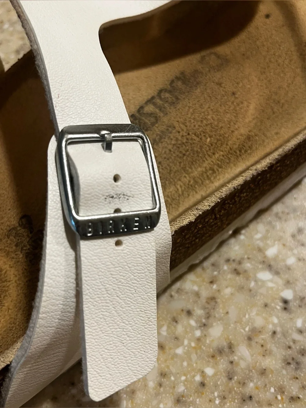 Birkenstock Gizeh Flip Flop Sandals for Women, Size 39 - White - USED